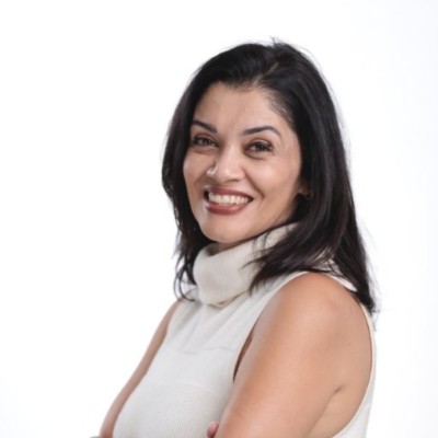 Rufaida H
